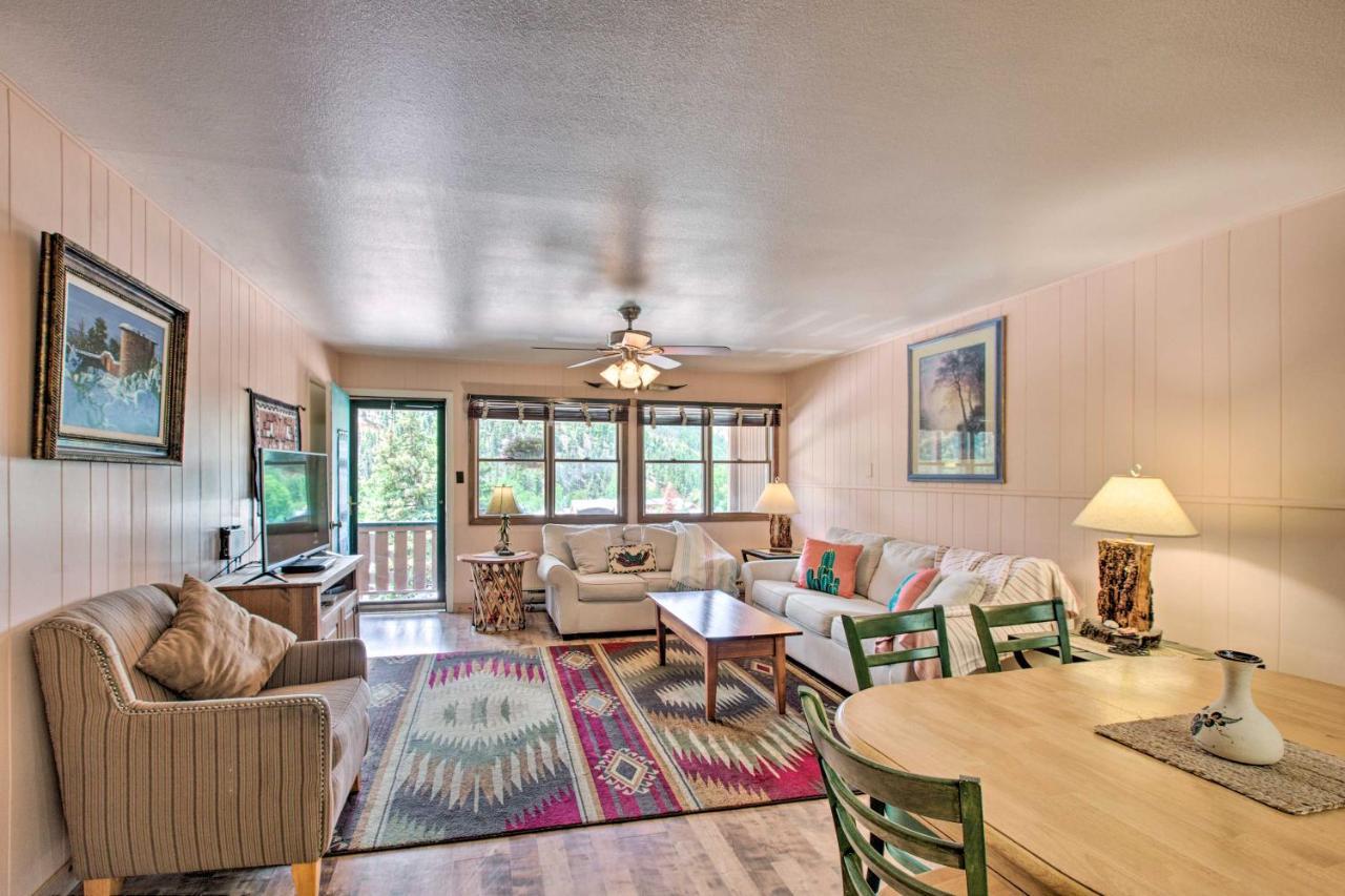 Red River Ski Condo On Main St - Mtn View! المظهر الخارجي الصورة