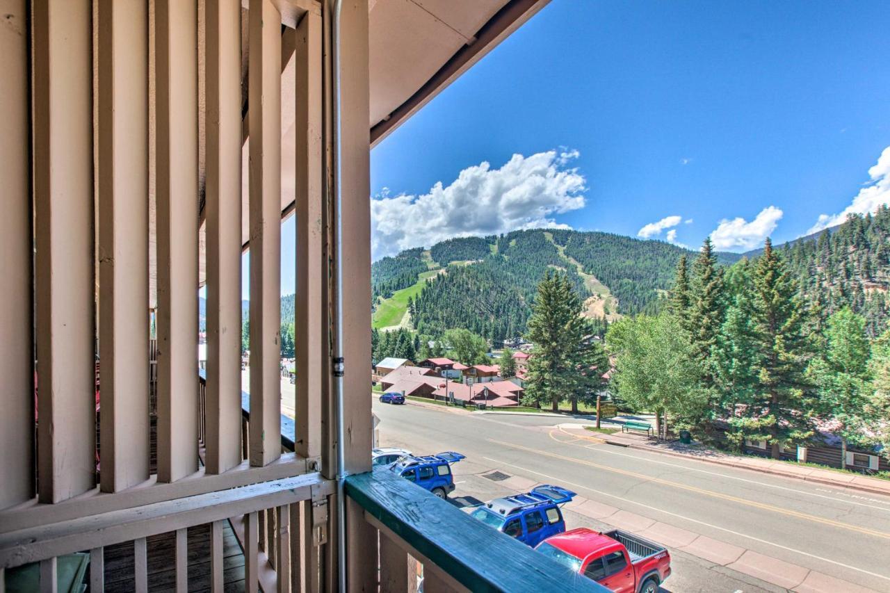 Red River Ski Condo On Main St - Mtn View! المظهر الخارجي الصورة